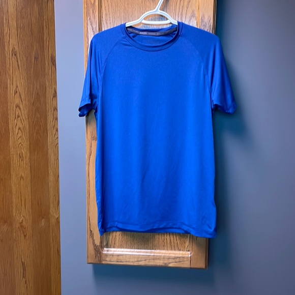 Mountain Warehouse Other - Mountain Warehouse Men’s Isocool, moisture wicking, quick drying t-shirt.